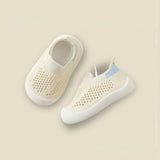 Learning to Walk Shoes, Cute and Practical Design