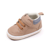 First steps shoes, soft and elastic sole to slip on